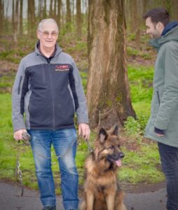 hondenoppas aan huis vakantie, goedkope hondenoppas, oppashonden Amstelveen, hondenoppas Amstelveen, oppas hond aan huis Amstelveen, oppas hond Amstelveen, vakantie oppas voor de hond, opoe oppas hond, hondenoppas aan huis kosten